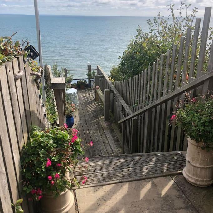 Lyme Clifftop Hideaway ไลม์รีจิส ภายนอก รูปภาพ