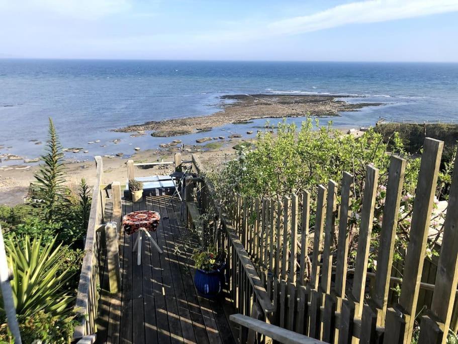 Lyme Clifftop Hideaway ไลม์รีจิส ภายนอก รูปภาพ